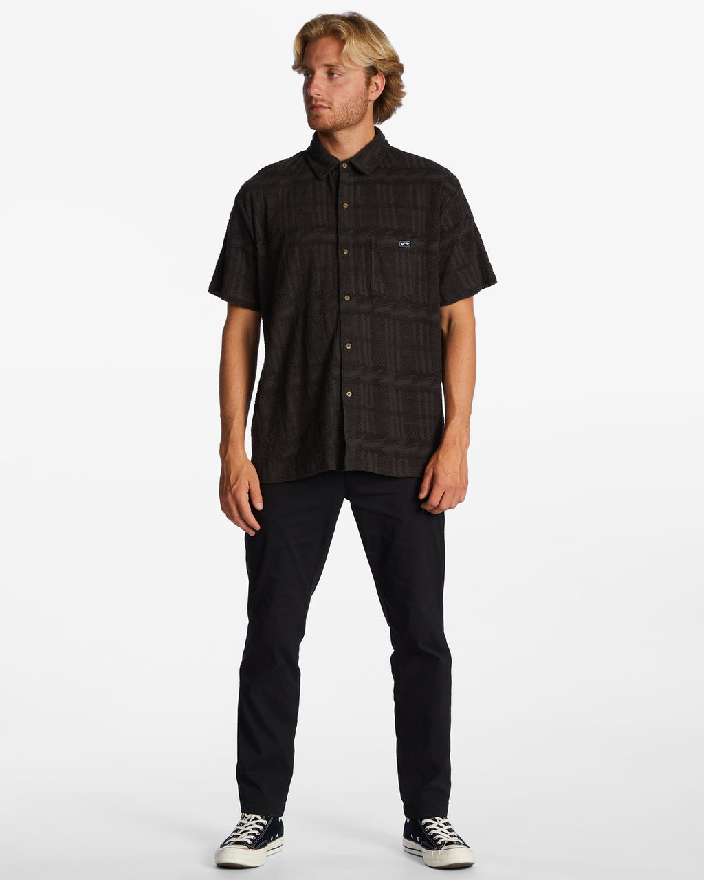 LOAFER BUTTON UP